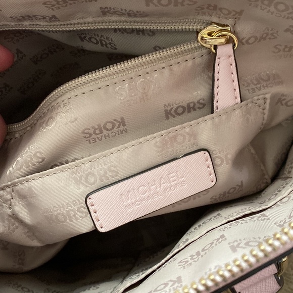 Michael Kors Large Cindy Dome Satchel - Picture 10 of 14